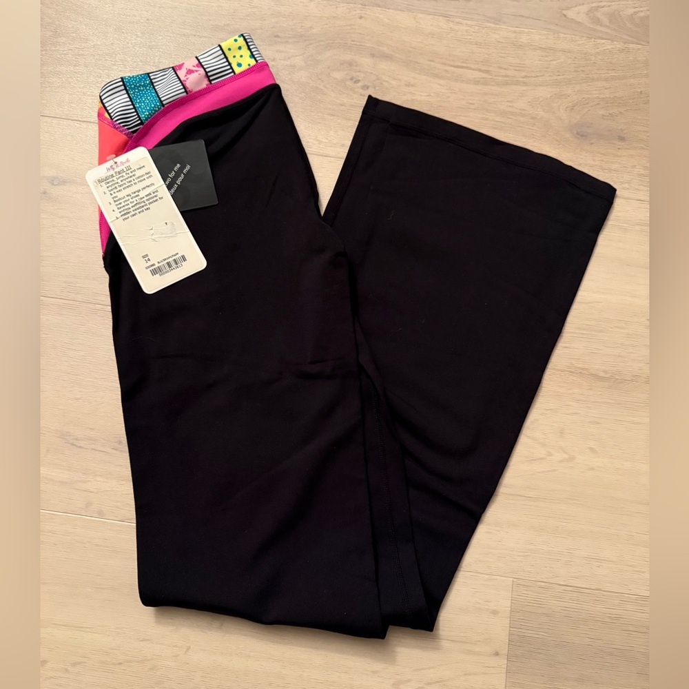 Brand NWT Kids Ivivva Reversible Bootcut Leggings